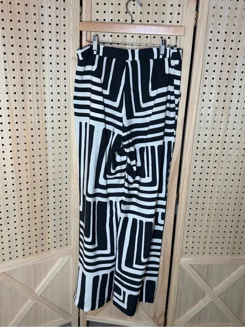 H&M Wide Leg Palazzo Pants Black Cream Geometric Print NWT Size 6 Boho Modern